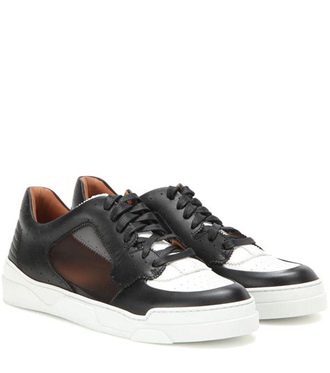 Buy Givenchy Tyson Shoes: New Releases & Iconic Styles 